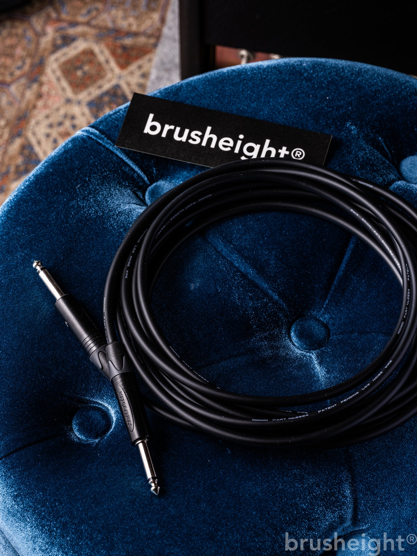 MOGAMI 2524 "Brush eight STYLE0" Cable Ver 1.0